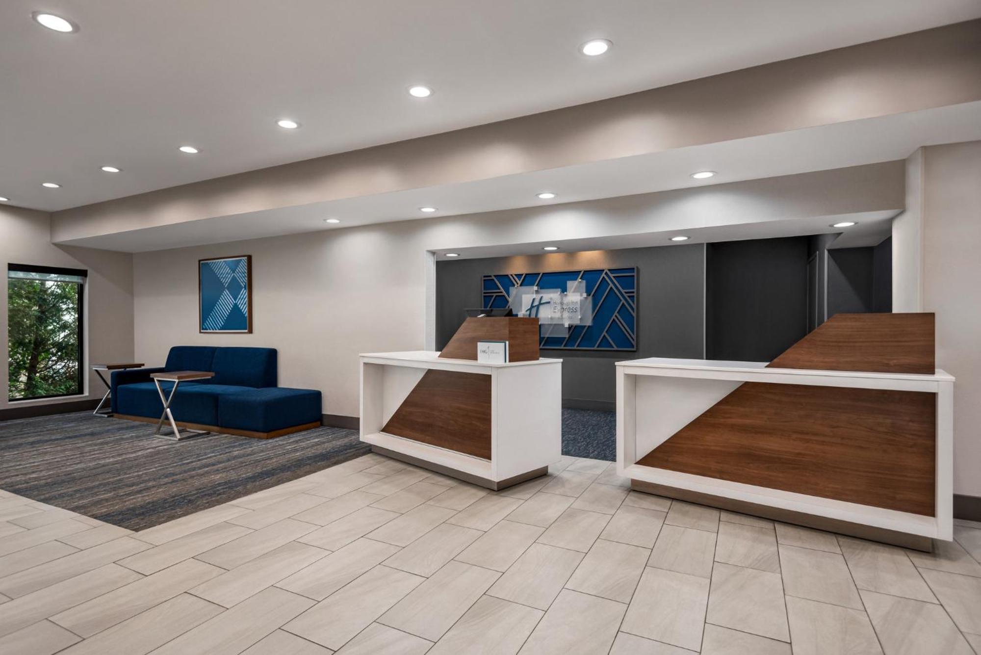 Holiday Inn Express Morgantown By Ihg Bagian luar foto