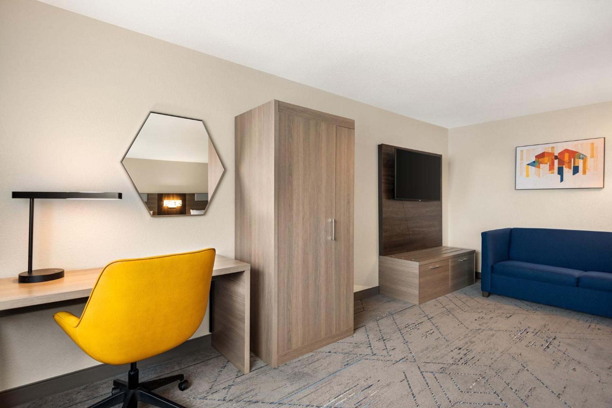 Holiday Inn Express Morgantown By Ihg Bagian luar foto