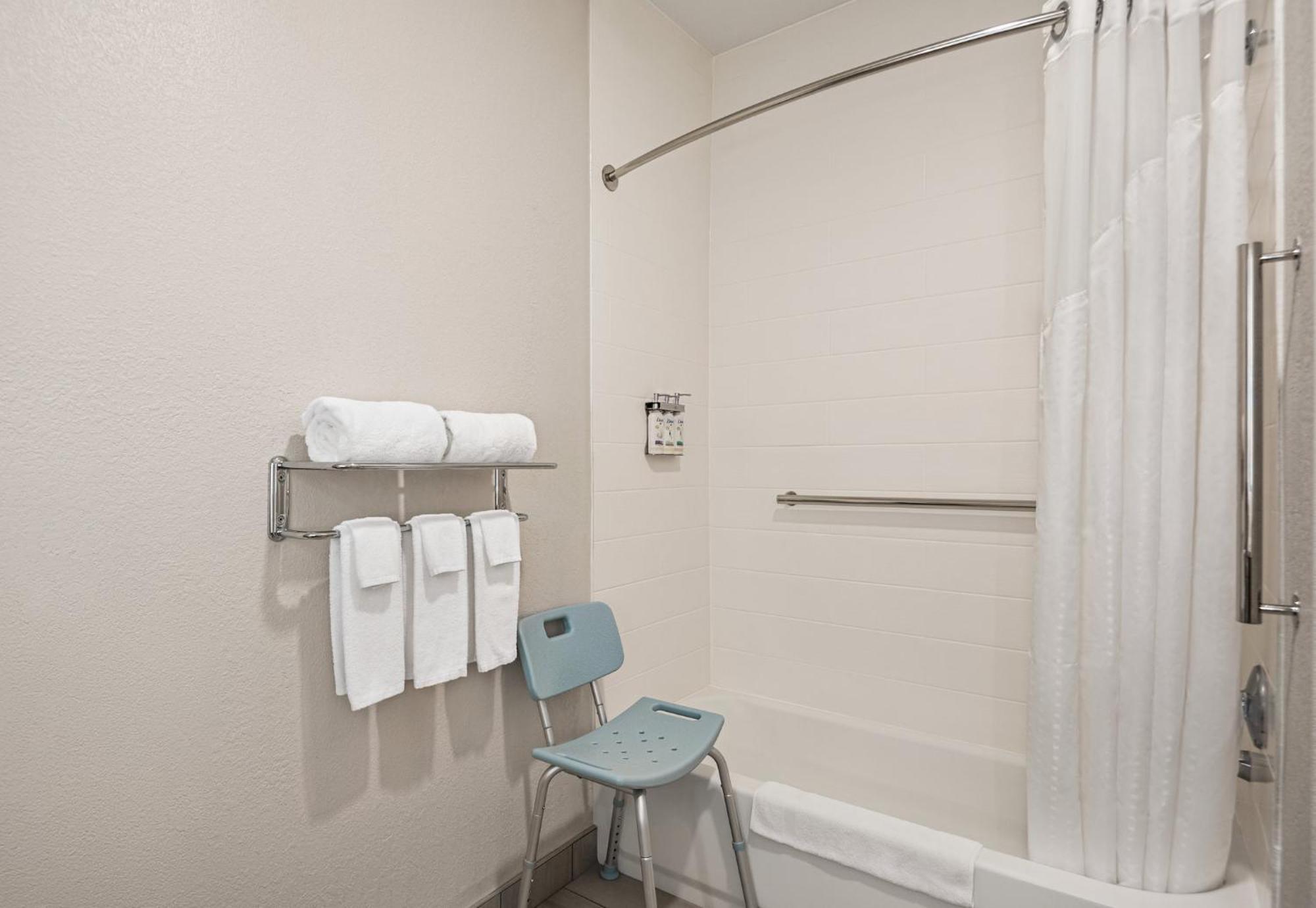 Holiday Inn Express Morgantown By Ihg Bagian luar foto