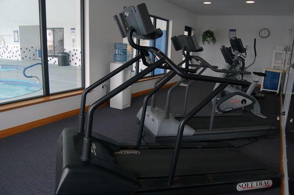 Holiday Inn Express Morgantown By Ihg Bagian luar foto