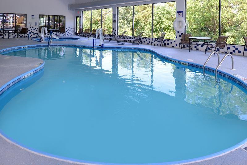Holiday Inn Express Morgantown By Ihg Bagian luar foto